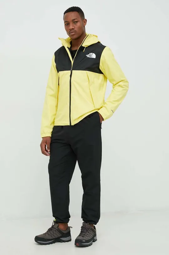 The North Face rövid kabát Men S Mountain Q Jacket sárga