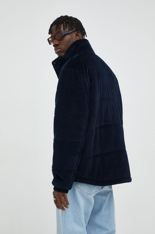 Manšestrová bunda Lee  Hlavní materiál: 100% Bavlna Podšívka: 100% Polyester Výplň: 100% Polyester
