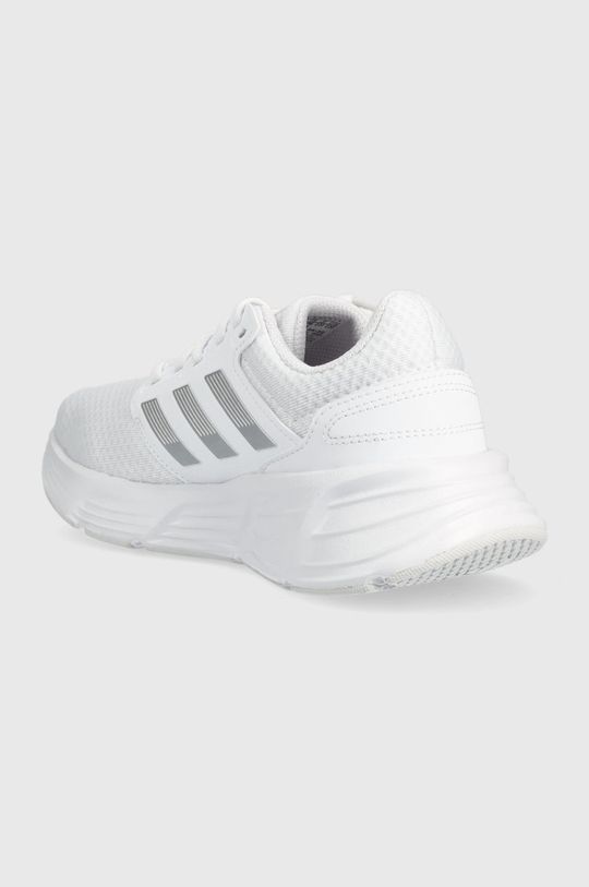 Běžecké boty adidas  Svršek: Textilní materiál Vnitřek: Textilní materiál Podrážka: Umělá hmota
