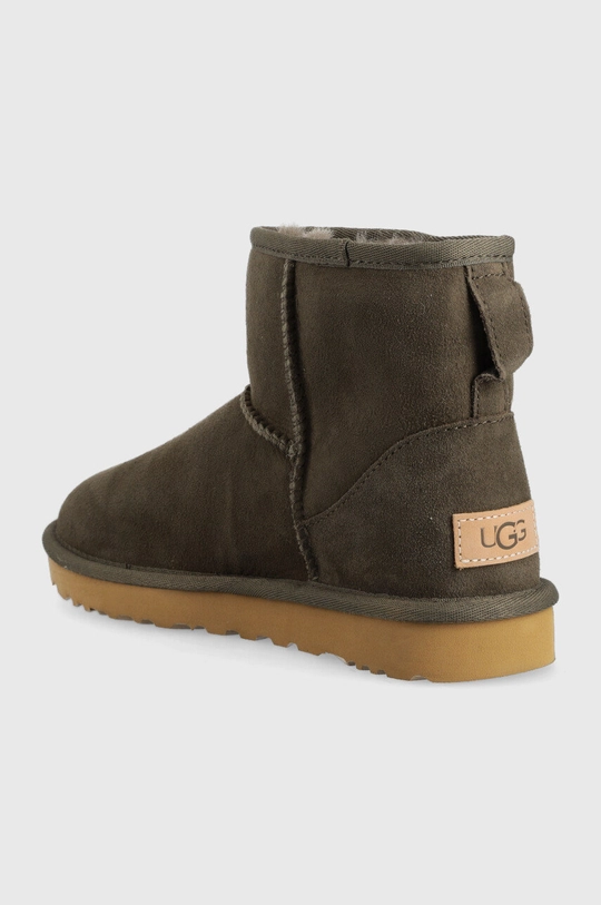 Замшеві чоботи UGG W Classic Mini II  Халяви: Замша Внутрішня частина: Вовна Підошва: Синтетичний матеріал