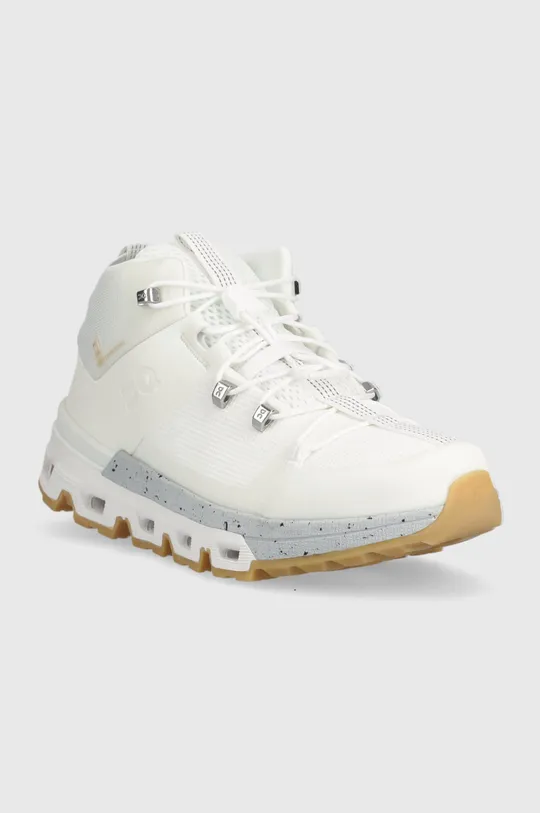 On-running cipő Cloudtrax fehér