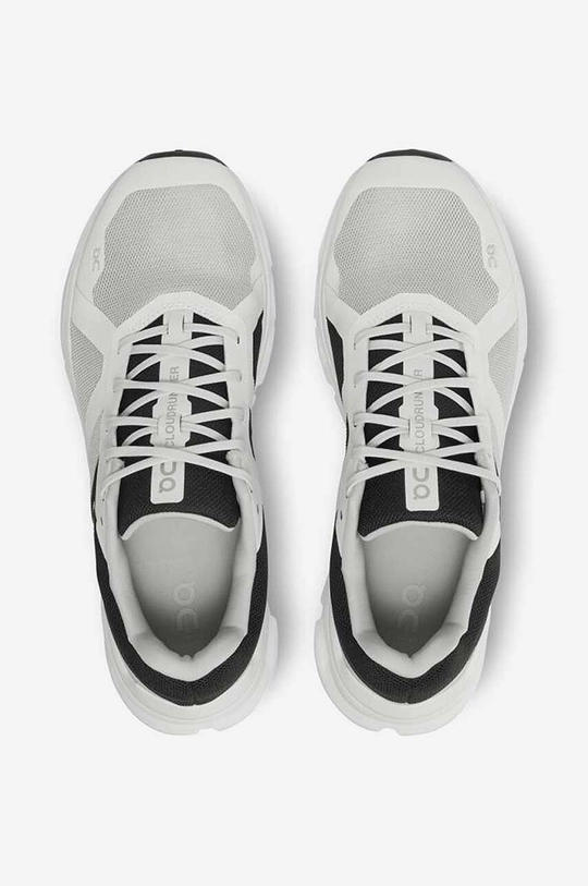 white On-running sneakers Cloudrunner