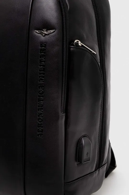 Кожаный рюкзак Aeronautica Militare Основной материал: 100% Натуральная кожа Подкладка: 100% Полиэстер