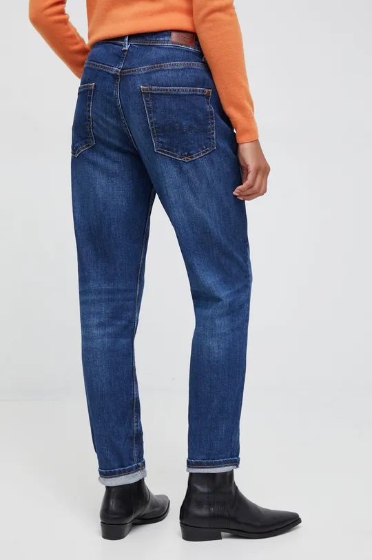 Джинсы Pepe Jeans  Основной материал: 99% Хлопок, 1% Эластан Подкладка: 60% Полиэстер, 40% Хлопок