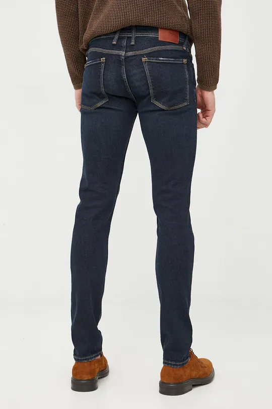 Джинсы Pepe Jeans  Основной материал: 99% Хлопок, 1% Эластан Подкладка кармана: 60% Хлопок, 40% Полиэстер