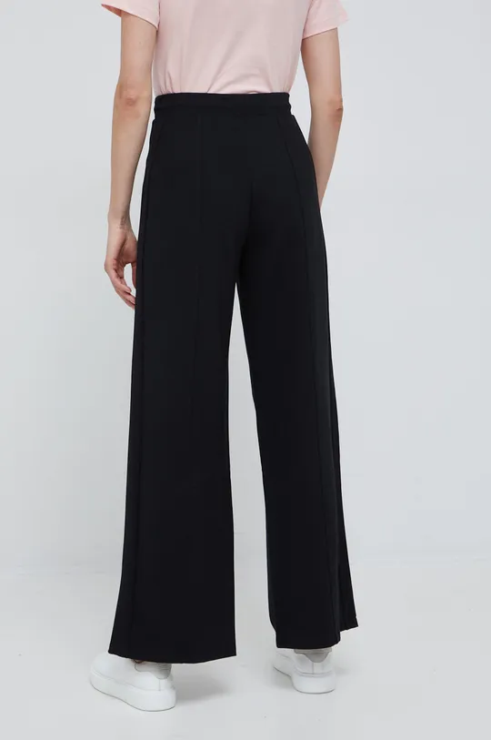 Παντελόνι φόρμας Calvin Klein Jeans  Κύριο υλικό: 66% Βισκόζη, 30% Πολυαμίδη, 4% Σπαντέξ Προσθήκη: 95% Πολυαμίδη, 5% Σπαντέξ