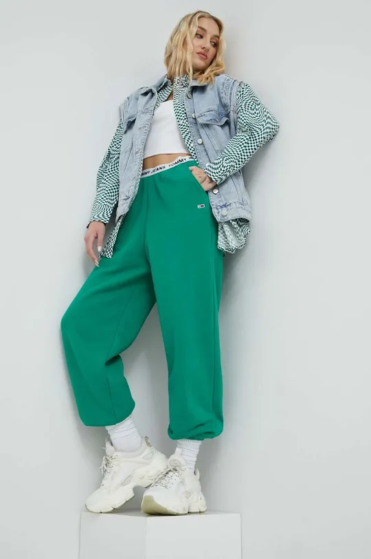 πράσινο Παντελόνι φόρμας Tommy Jeans Γυναικεία