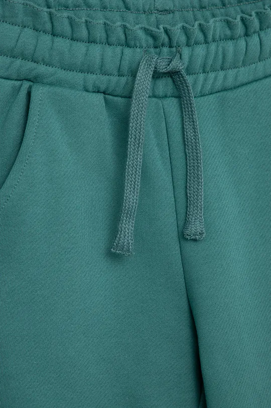 United Colors of Benetton spodnie dresowe bawełniane dziecięce Materiał zasadniczy: 100 % Bawełna, Inne materiały: 95 % Bawełna, 5 % Elastan