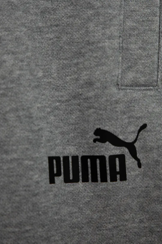 Detské tepláky Puma  Základná látka: 66% Bavlna, 34% Polyester Elastická manžeta: 97% Bavlna, 3% Elastan