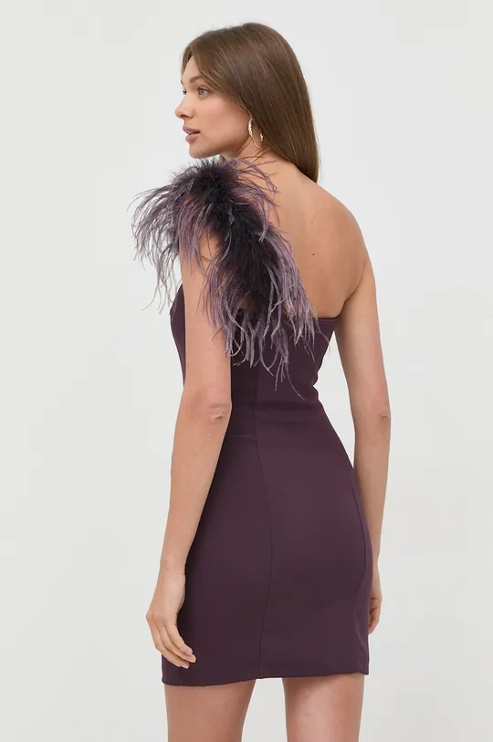 Φόρεμα Patrizia Pepe  Κύριο υλικό: 97% Πολυεστέρας, 3% Σπαντέξ Άλλα υλικά: 90% Νάιλον, 10% Σπαντέξ Εφαρμογή: 100% Φτερά στρουθοκαμήλου