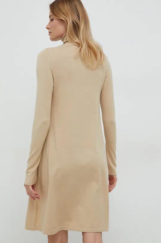 Φόρεμα Vero Moda  50% LENZING ECOVERO βισκόζη, 27% Νάιλον, 23% Πολυεστέρας