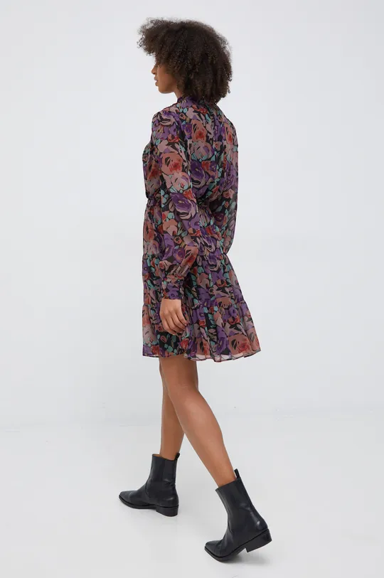 Šaty Lauren Ralph Lauren  Základná látka: 100% Recyklovaný polyester  Podšívka: 100% Recyklovaný polyester