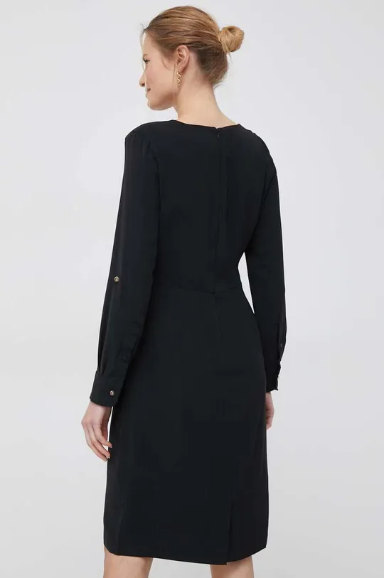 Šaty Lauren Ralph Lauren  Základná látka: 100 % Recyklovaný polyester Podšívka: 100 % Polyester