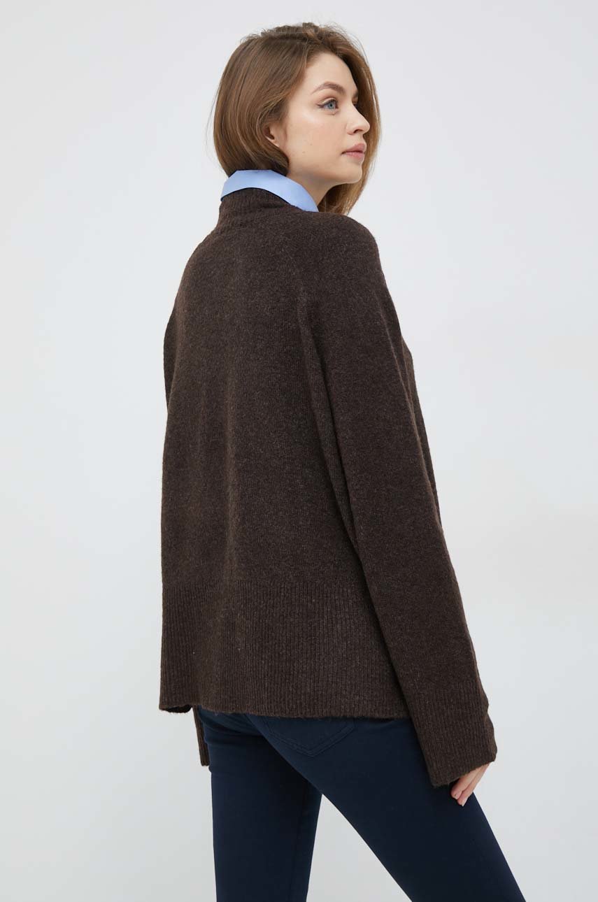 Vero Moda sweter 58 % Poliester, 38 % Akryl, 4 % Elastan