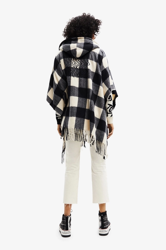 czarny Desigual poncho