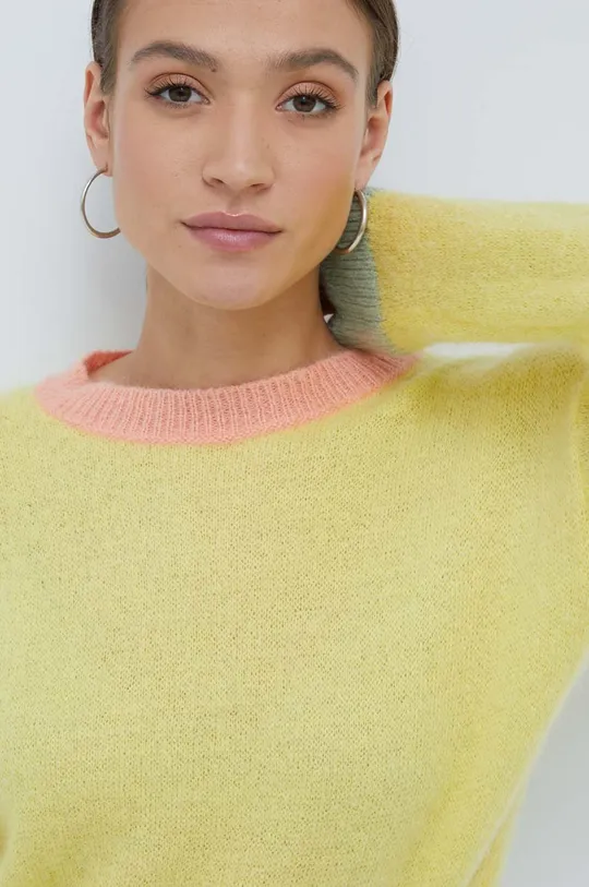 κίτρινο Πουλόβερ με προσθήκη μαλλιού United Colors of Benetton