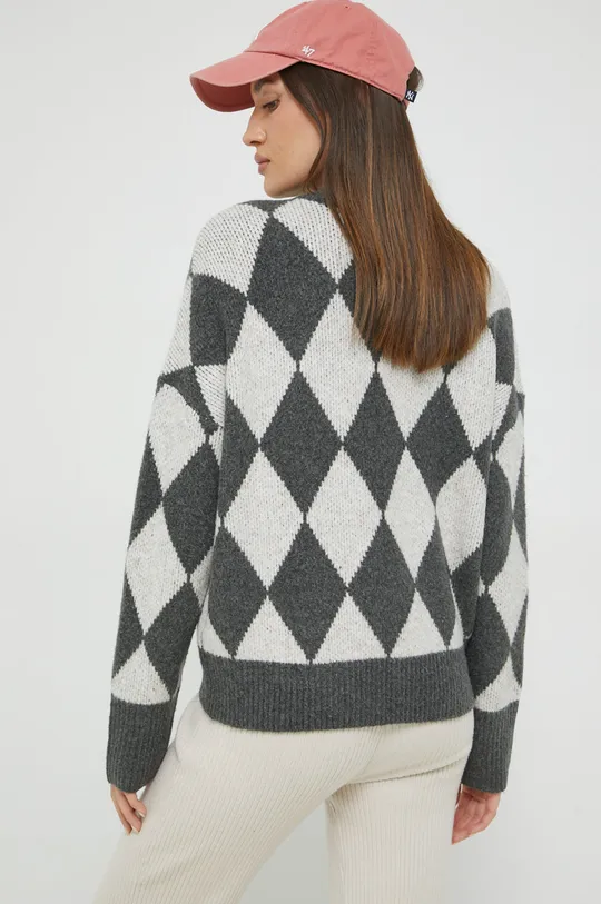 Abercrombie & Fitch sweter z domieszką wełny 51 % Poliester, 36 % Nylon, 7 % Akryl, 4 % Wełna, 2 % Elastan