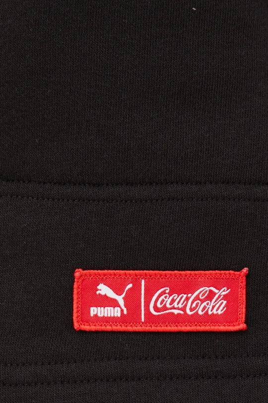 Kratke hlače Puma Puma X Coca Cola  Glavni material: 68% Bombaž, 32% Poliester Podloga žepa: 100% Bombaž