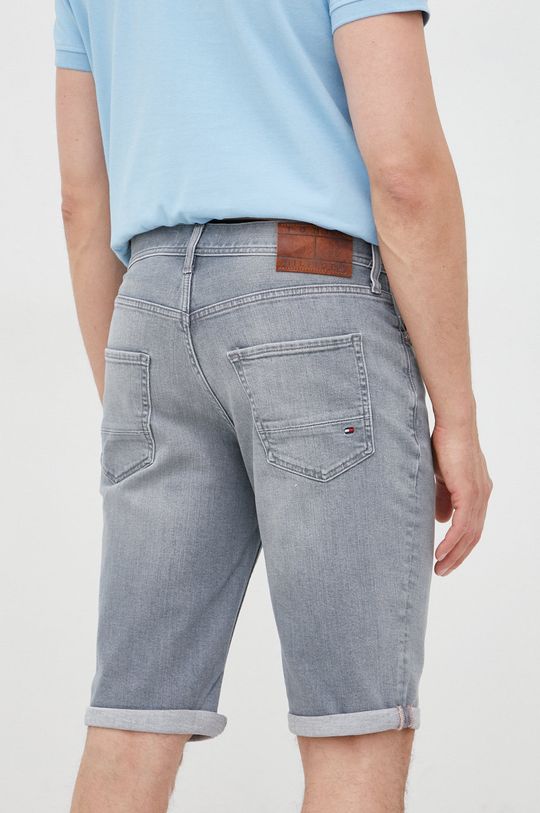 Traper kratke hlače Tommy Hilfiger  99% Pamuk, 1% Elastan