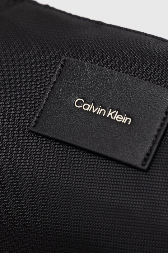 Calvin Klein nerka 98 % Poliester, 2 % Poliuretan