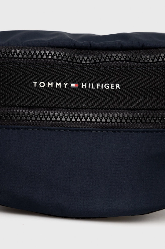 granatowy Tommy Hilfiger nerka