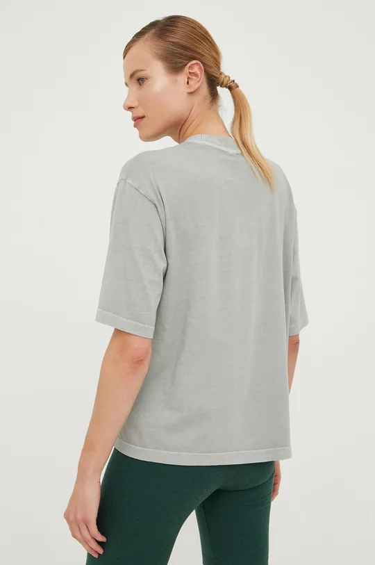 Reebok Classic t-shirt bawełniany Materiał zasadniczy: 100 % Bawełna, Ściągacz: 95 % Bawełna, 5 % Elastan