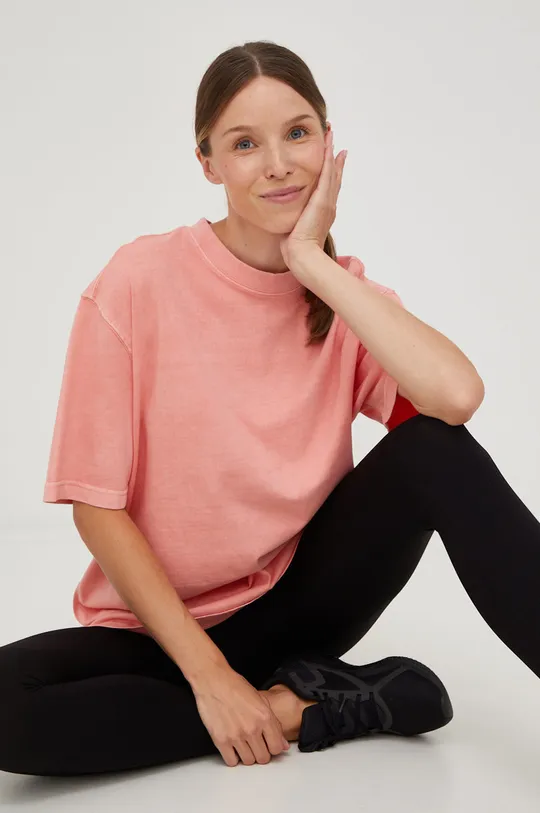 różowy Reebok Classic t-shirt bawełniany Damski