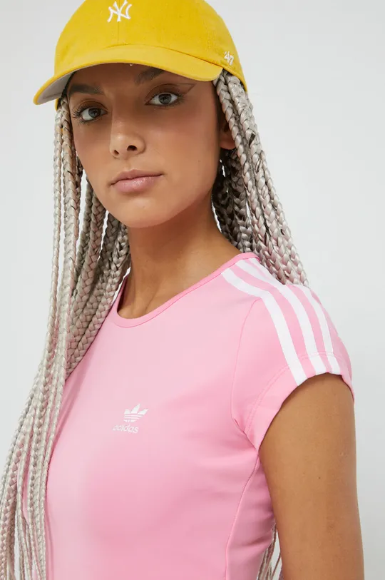 różowy adidas Originals t-shirt