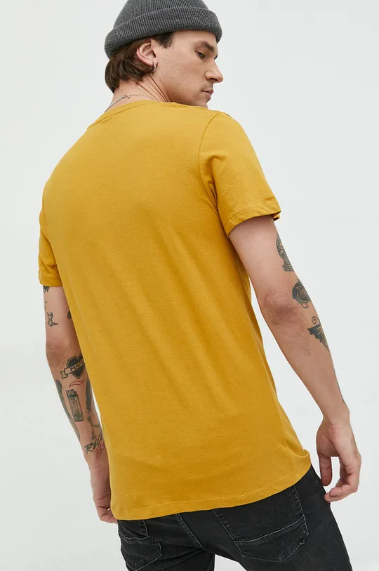 Βαμβακερό μπλουζάκι Jack & Jones κίτρινο