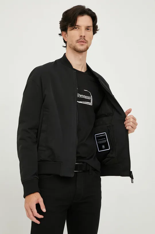 Bavlnené tričko s dlhým rukávom Emporio Armani čierna