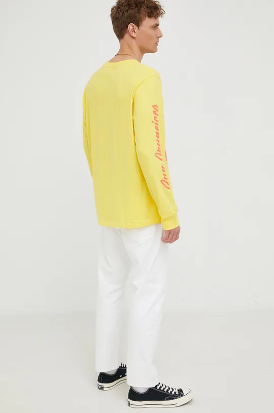 Βαμβακερή μπλούζα με μακριά μανίκια Levi's κίτρινο