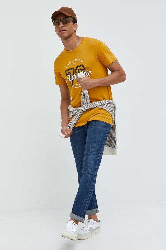 Produkt by Jack & Jones t-shirt bawełniany żółty