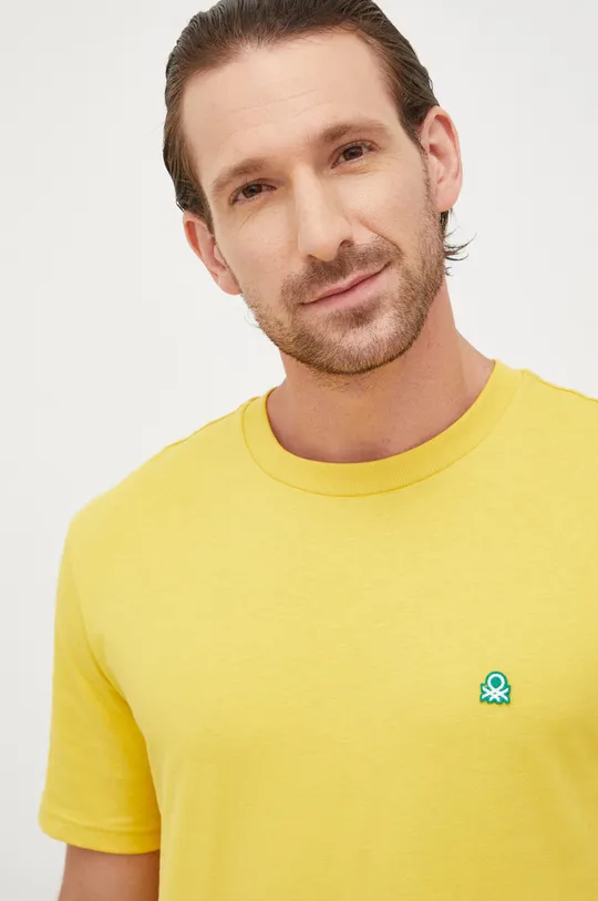 κίτρινο Βαμβακερό μπλουζάκι United Colors of Benetton
