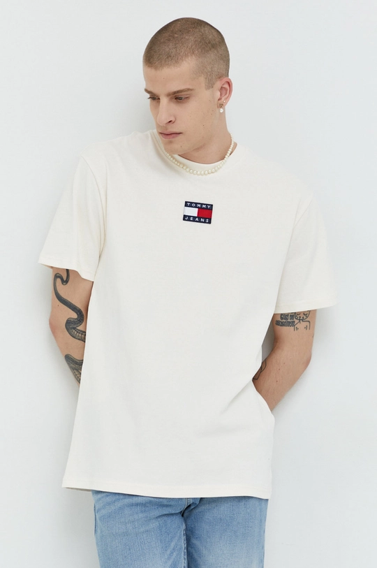 beżowy Tommy Jeans t-shirt bawełniany