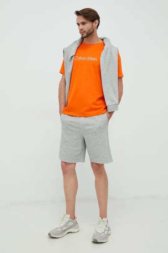 Kratka majica za vadbo Calvin Klein Performance oranžna