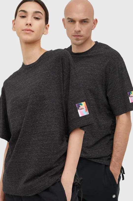 siva Bombažna kratka majica Reebok Classic Nao Serati & Pride Unisex