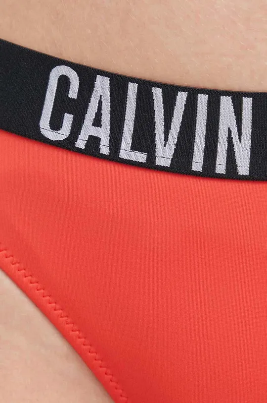 Plavkové nohavičky Calvin Klein  Základná látka: 78 % Polyamid, 22 % Ecovero Podšívka: 92 % Polyester, 8 % Elastan
