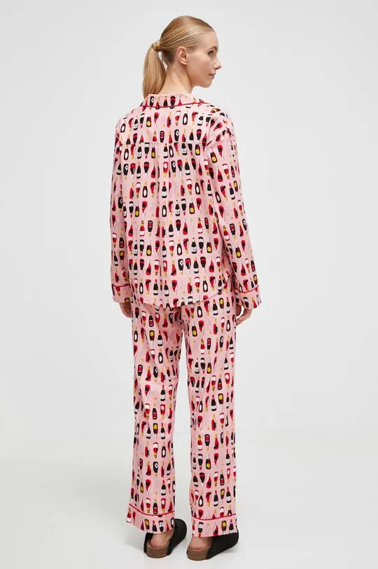 Pidžama Kate Spade Temeljni materijal: 55% Pamuk, 45% Viskoza Završni sloj: 100% Poliester