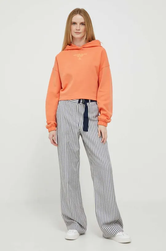 Pulover Calvin Klein Jeans oranžna