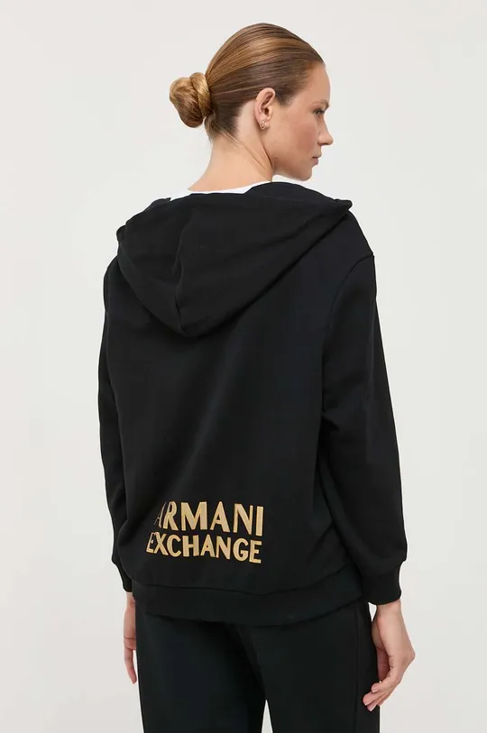 Bombažen pulover Armani Exchange  Glavni material: 100 % Bombaž Podloga kapuce: 100 % Bombaž Patent: 95 % Bombaž, 5 % Elastan