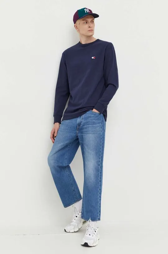 tmavomodrá Bavlnené tričko s dlhým rukávom Tommy Jeans Pánsky