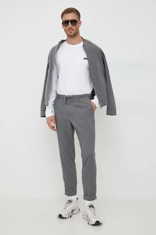 Βαμβακερή μπλούζα με μακριά μανίκια Calvin Klein K10K111847 λευκό AW23