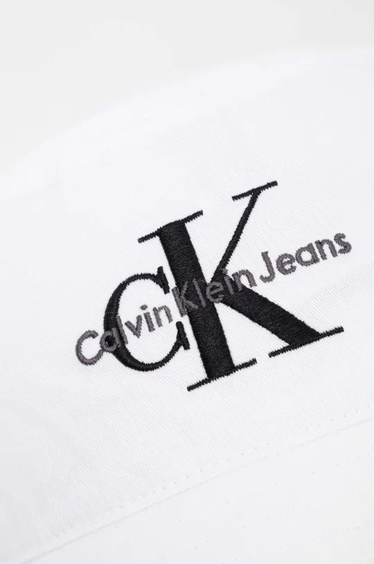bela Bombažni klobuk Calvin Klein Jeans