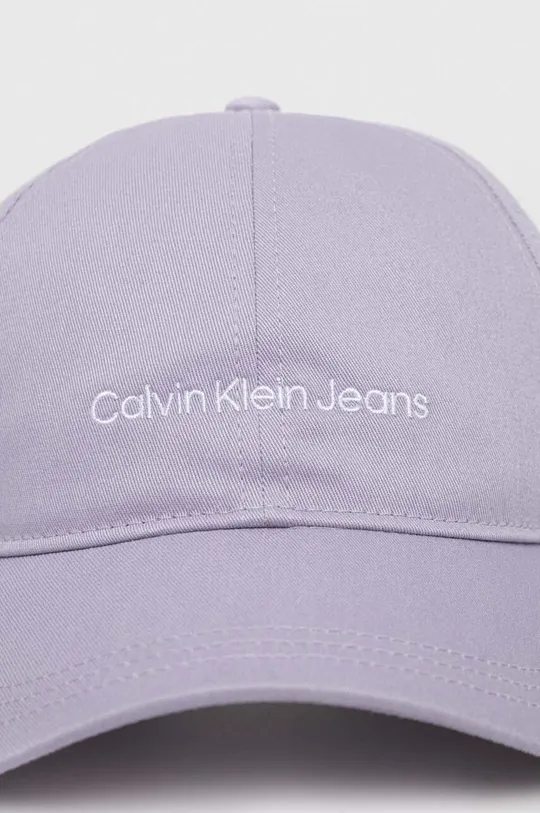 Pamučna kapa sa šiltom Calvin Klein Jeans ljubičasta