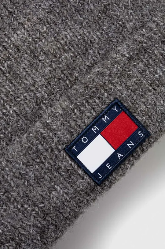 Čiapka s prímesou vlny Tommy Jeans 30 % Akryl, 30 % Polyamid, 29 % Polyester, 11 % Vlna