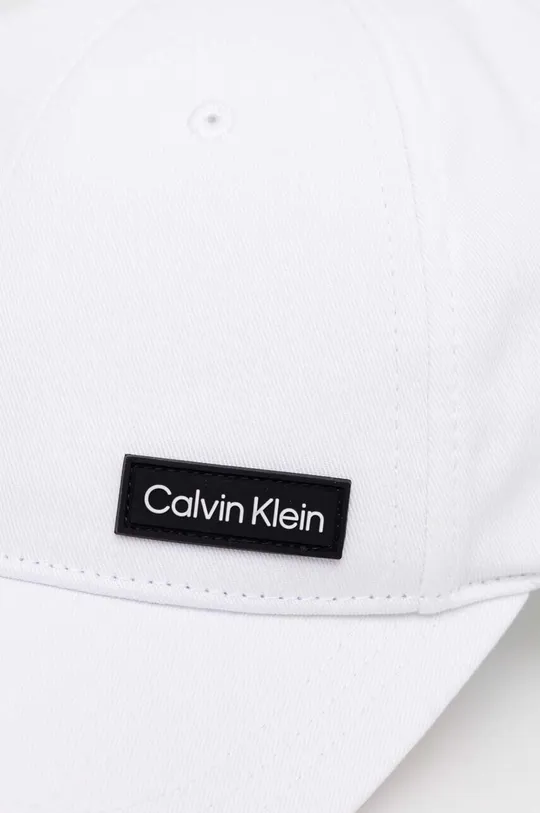 Βαμβακερό καπέλο του μπέιζμπολ Calvin Klein λευκό