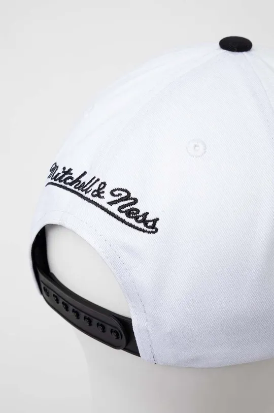 Βαμβακερό καπέλο του μπέιζμπολ Mitchell&Ness CHICAGO BULLS λευκό