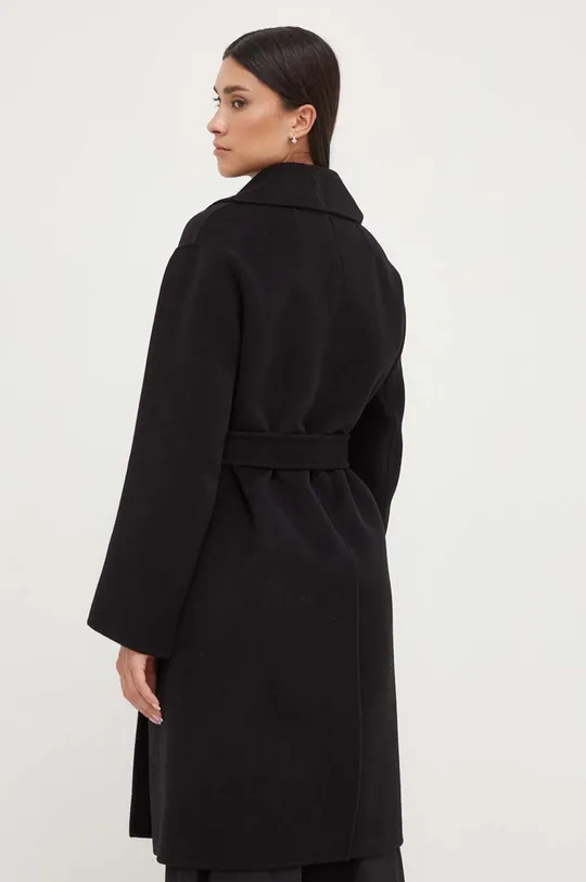 Шерстяное пальто Pinko  Основной материал: 100% Шерсть Подкладка кармана: 55% Полиэстер, 45% Вискоза