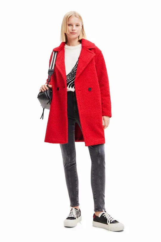 czerwony Desigual płaszcz