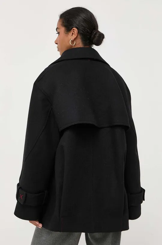 Μάλλινο παλτό Victoria Beckham  Κύριο υλικό: 90% Μαλλί μερινός, 10% Πολυαμίδη Φόδρα 1: 100% Βισκόζη Φόδρα 2: 70% Βαμβάκι, 30% Πολυαμίδη